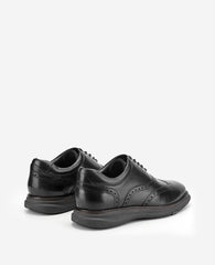 Lendal Wingtip Oxford | Kenneth Cole BLACK LEATHER