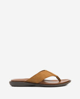 Tobacco Leather Thong Sandals – Lightweight Grip | KC | Kenneth Cole TOBACCO