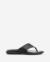 Black Leather Thong Sandals – Lightweight Grip | KC | Kenneth Cole BLACK