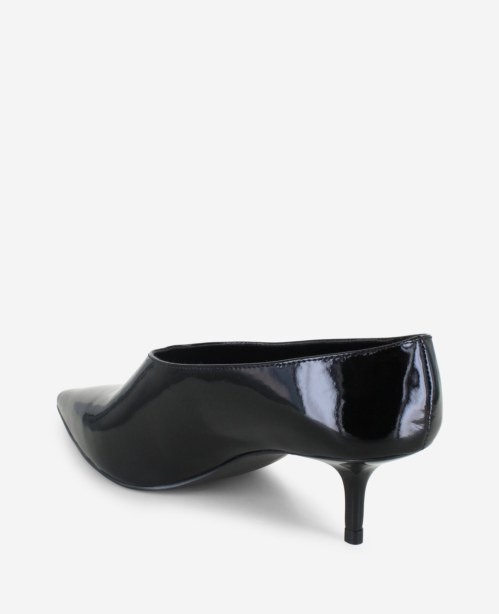 Shop Linxie Black Patent Kitten Heel Pump | Kenneth Cole | Kenneth Cole BLACK PATENT
