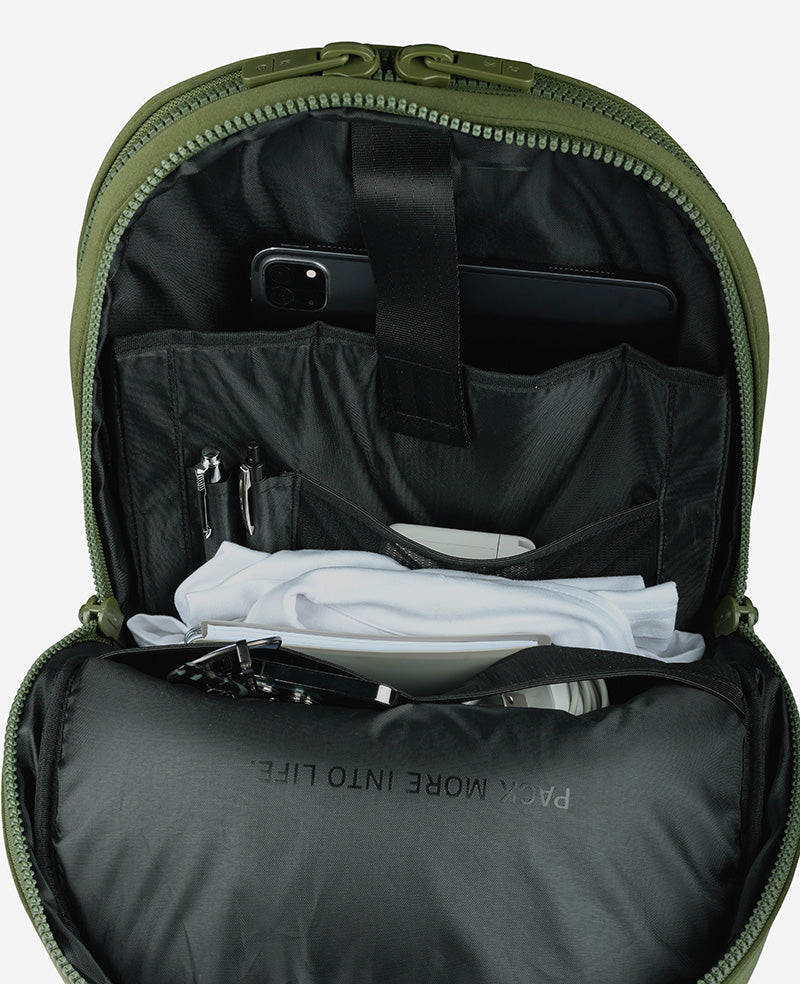 Logan Classic Backpack | Kenneth Cole CHIVE