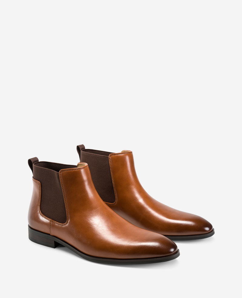 Shop REACTION Hulard Chelsea Boot – Cognac Men | KC | Kenneth Cole COGNAC