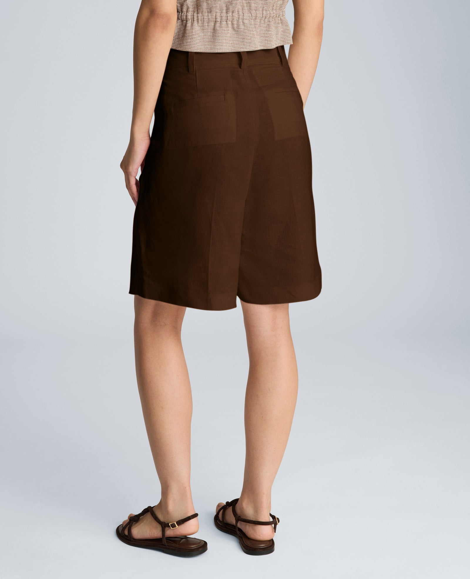 Fly Front High Rise Pleated Bermuda Short | Kenneth Cole BRUNETTE