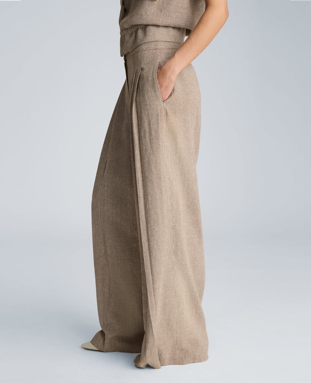 High Rise Fly Front Wide Leg Triple Pleat Pant | Kenneth Cole BRUNETTE/PUR WHT