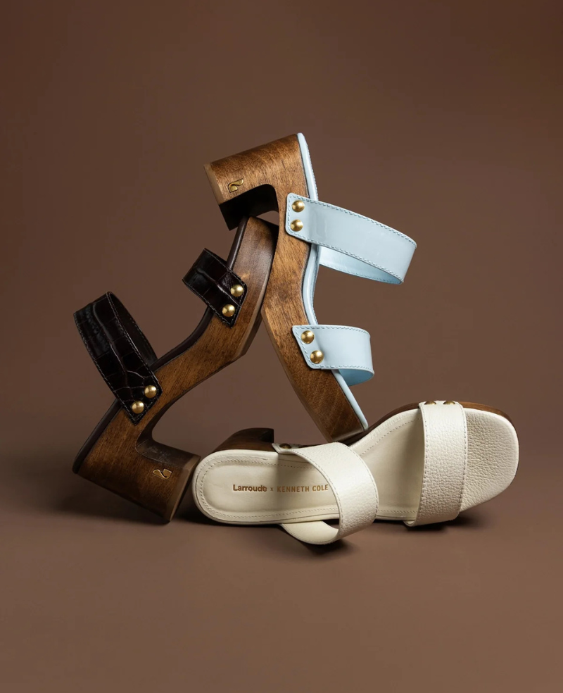 Larroudé x Kenneth Cole: Sandal Dark Oak Croco Leather | Kenneth Cole CROCO