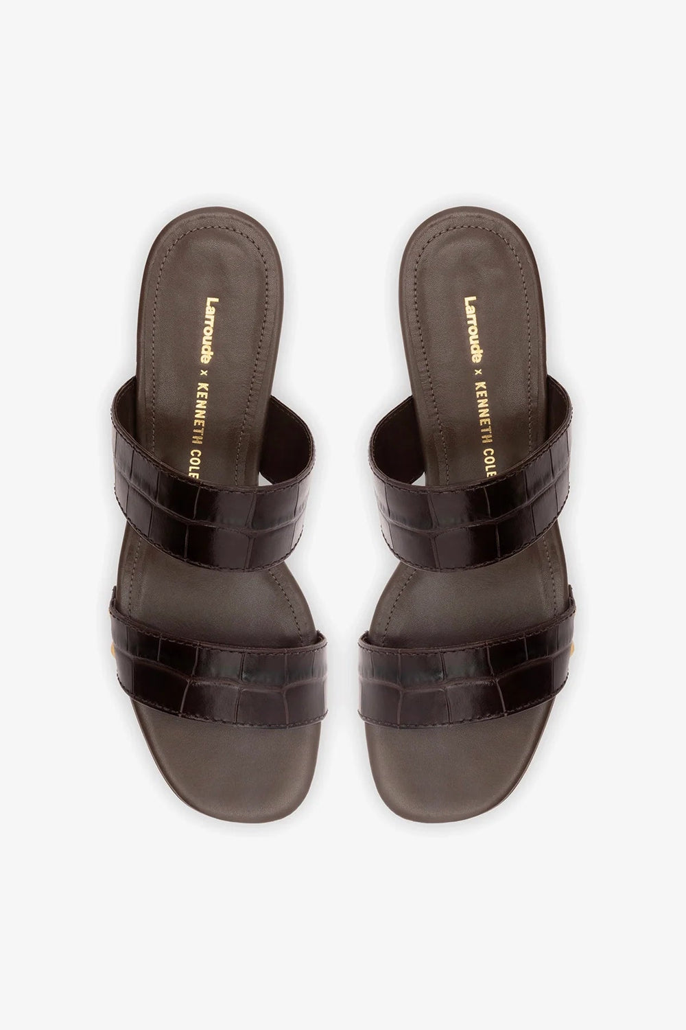 Larroudé x Kenneth Cole: Sandal Dark Oak Croco Leather | Kenneth Cole CROCO