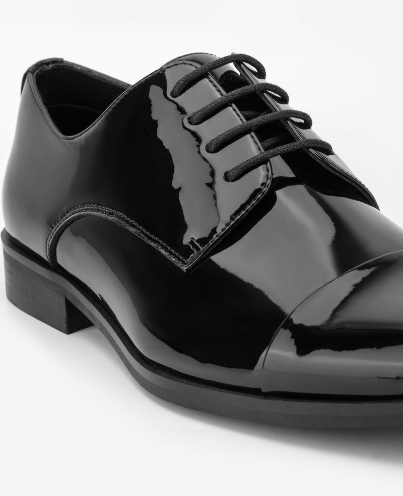 Hezner Patent Cap Toe Oxford | Kenneth Cole BLACK PATENT