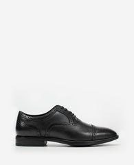 Future Pod Medallion Cap Toe Lace up | Kenneth Cole BLACK LEATHER