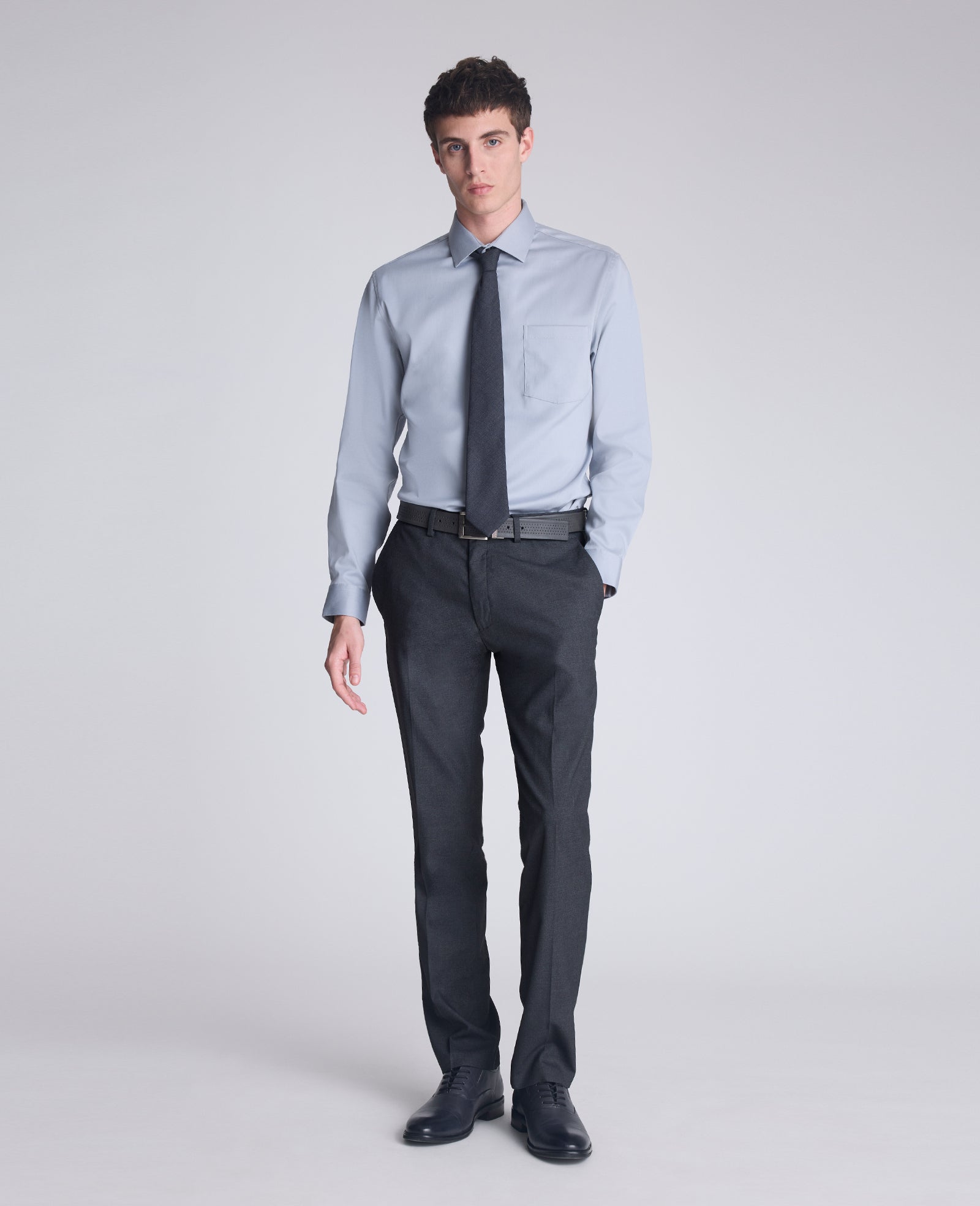 Mens REACTION Slim-Fit Button-Down Dress Shirt, Stone Grey | Kenneth Cole STONE GREY