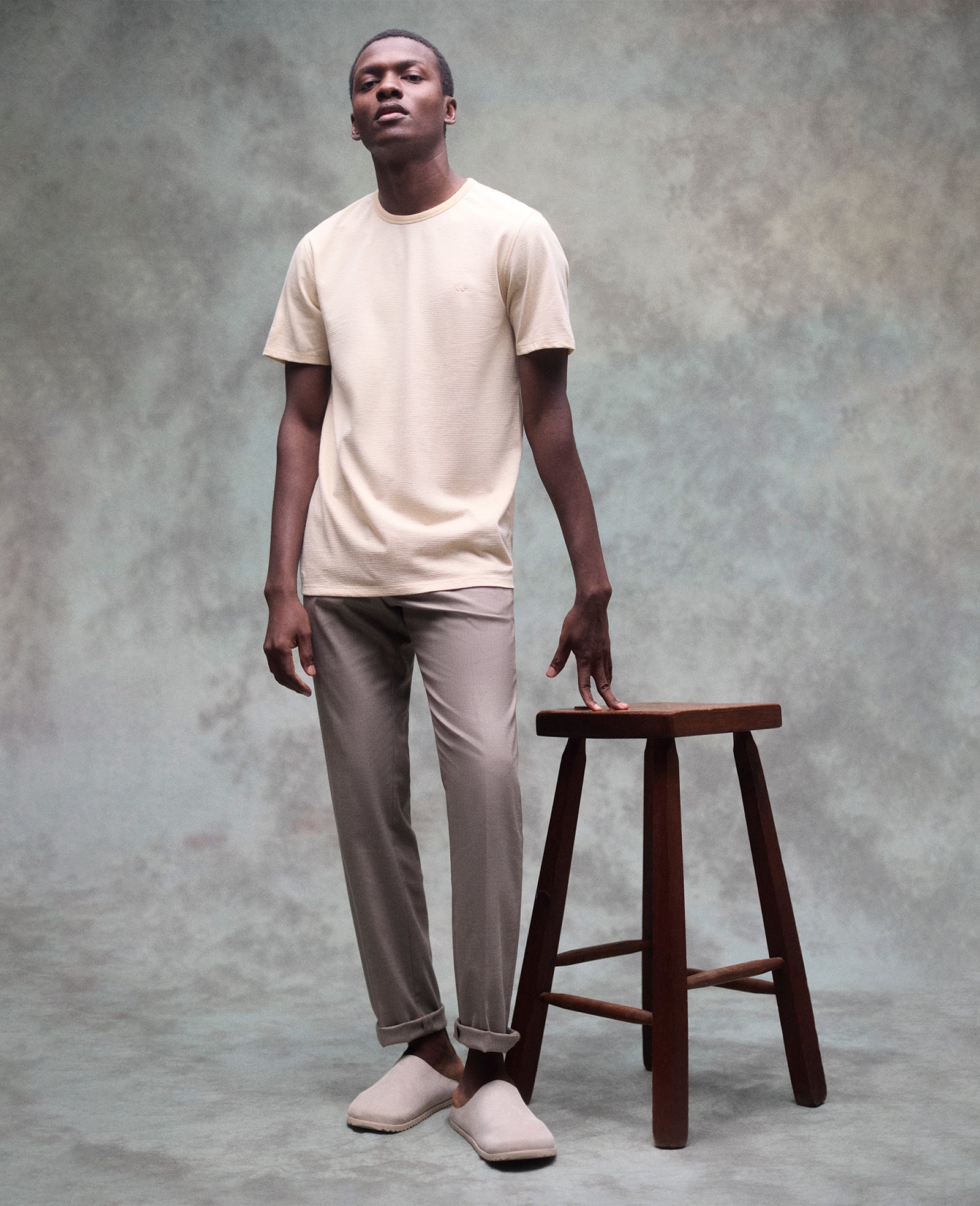 The Performance Crew Neck T-Shirt | Kenneth Cole TAN