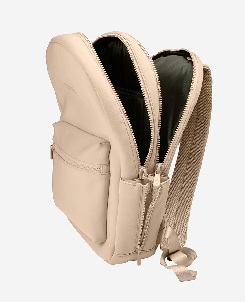Logan Classic Backpack | Kenneth Cole LIGHT TAUPE