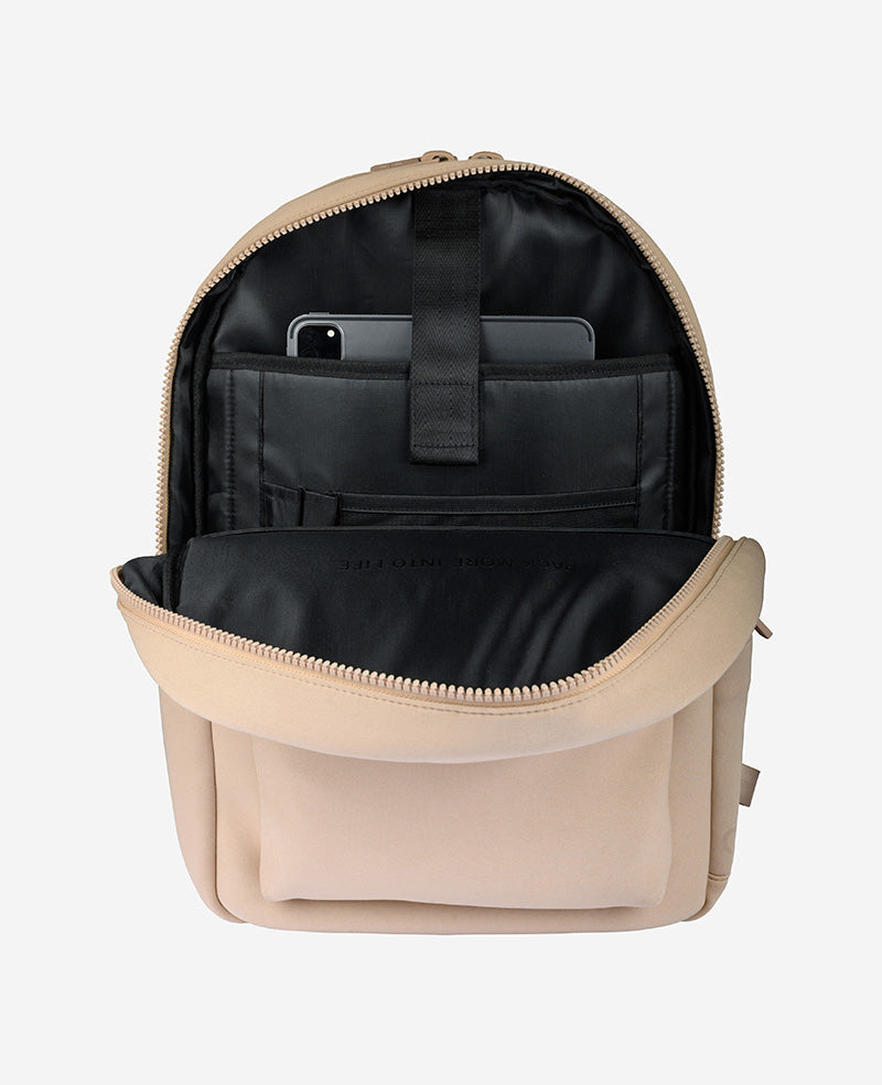 Logan Classic Backpack | Kenneth Cole LIGHT TAUPE