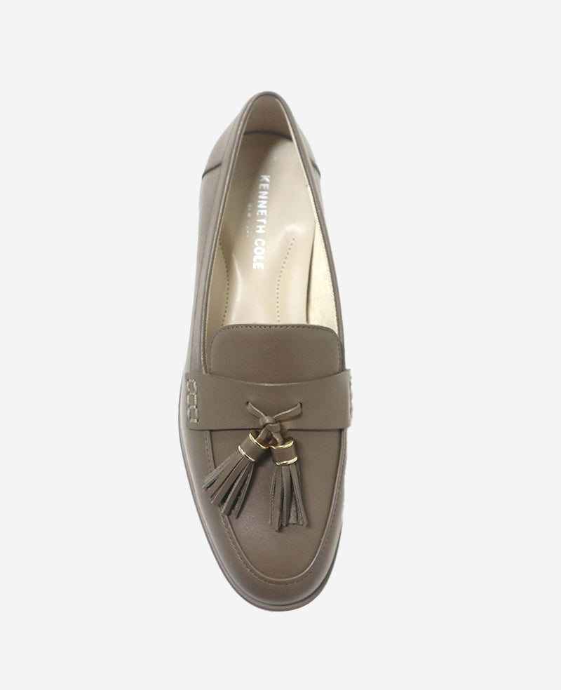 Lyra Leather Loafer | Kenneth Cole SHITAKE LEATHER