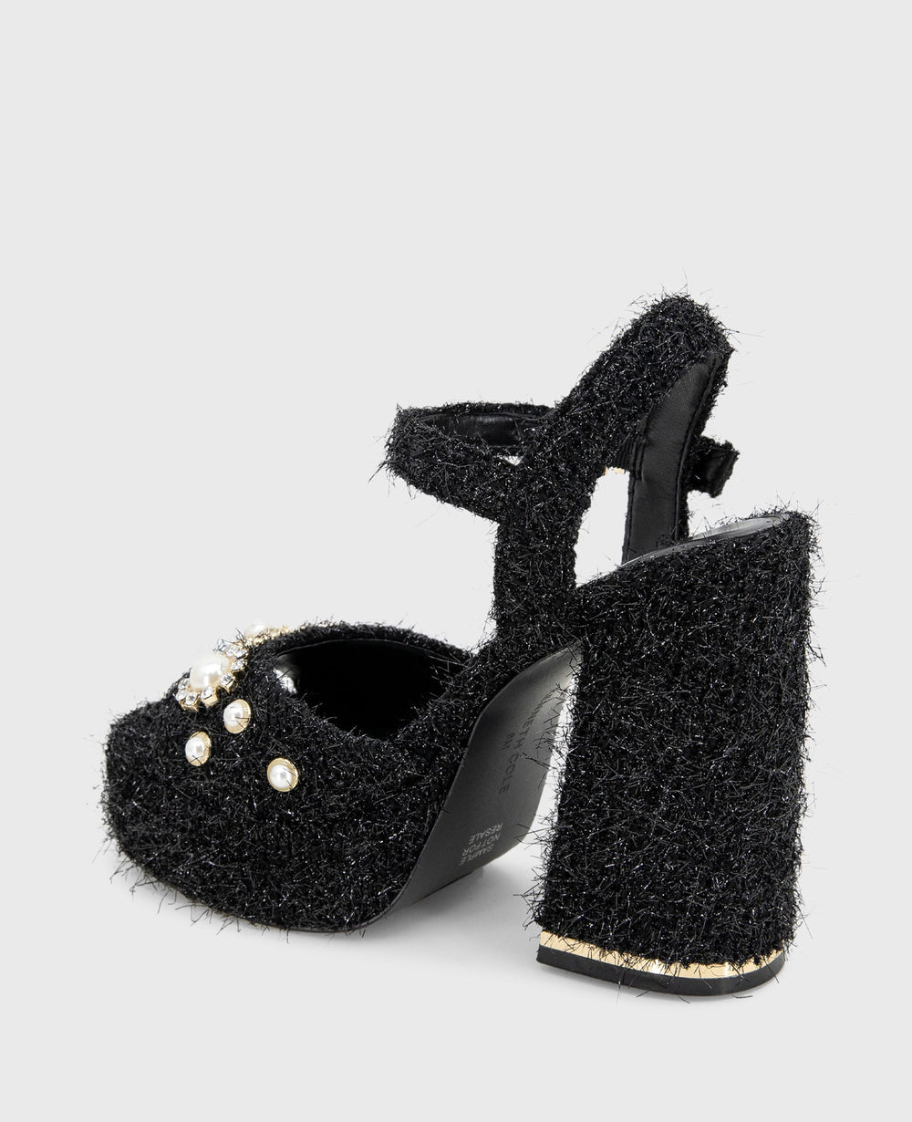 Dolly Charms Fabric Platform Sandal | Kenneth Cole BLACK FABRIC
