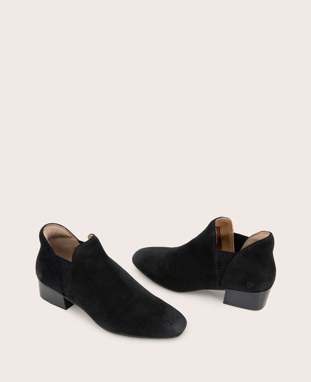GENTLE SOULS - Fran Suede Bootie | Kenneth Cole BLACK SUEDE