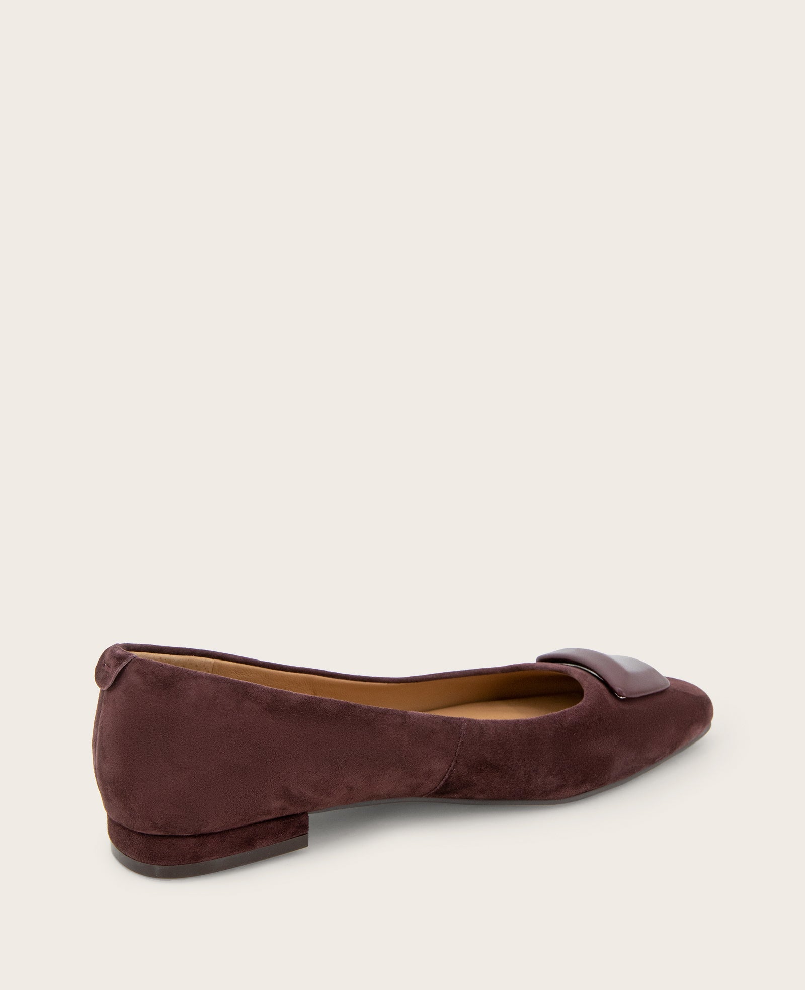 Hanette Suede Flat Burgundy | Gentle Souls by Kenneth Cole | Kenneth Cole BURGUNDY SUEDE
