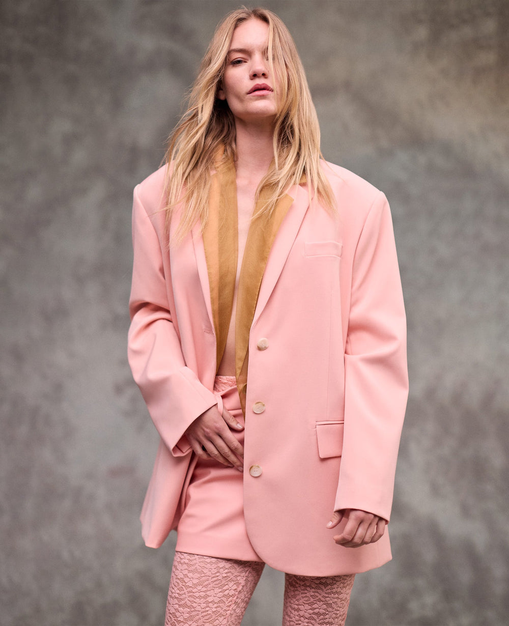 Vision Twill Three Button Boyfriend Jacket with Flap Pockets | Kenneth Cole SOFT PEACH