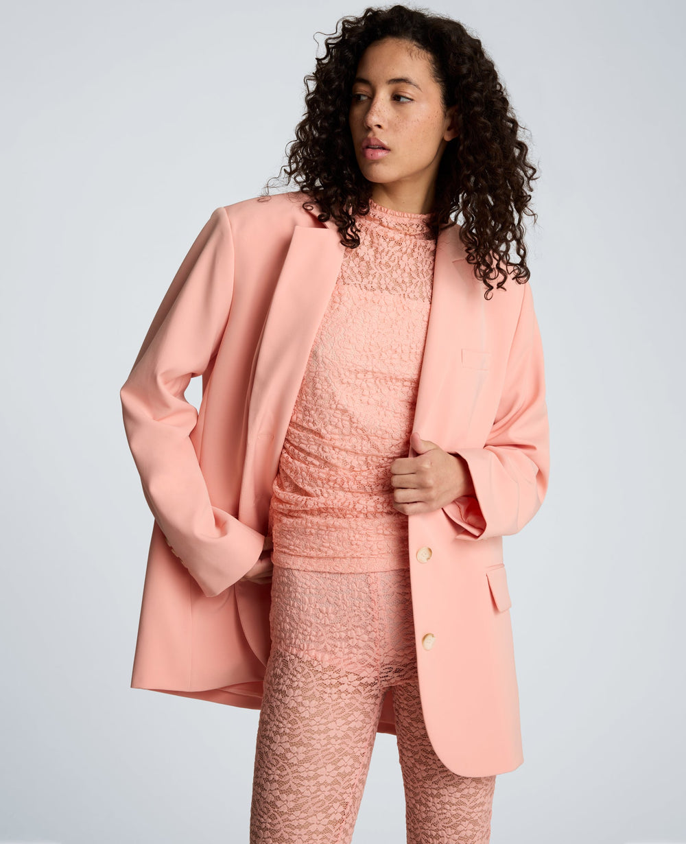 Vision Twill Three Button Boyfriend Jacket with Flap Pockets | Kenneth Cole SOFT PEACH