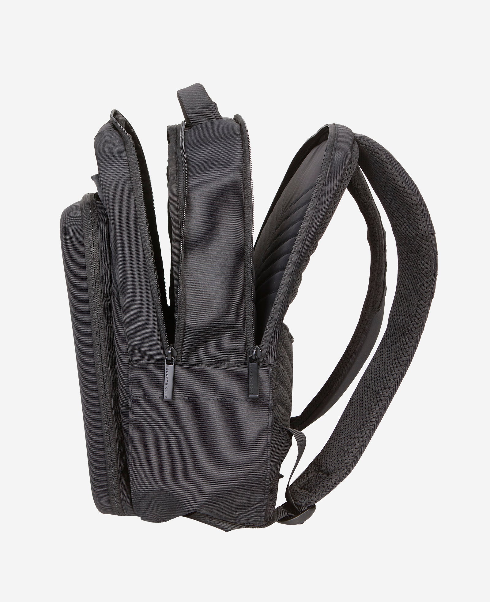 Venturer Backpack | Kenneth Cole BLACK