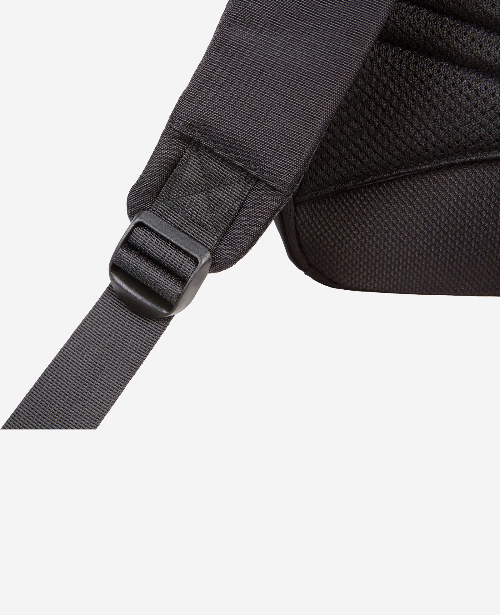 Venturer Backpack | Kenneth Cole BLACK