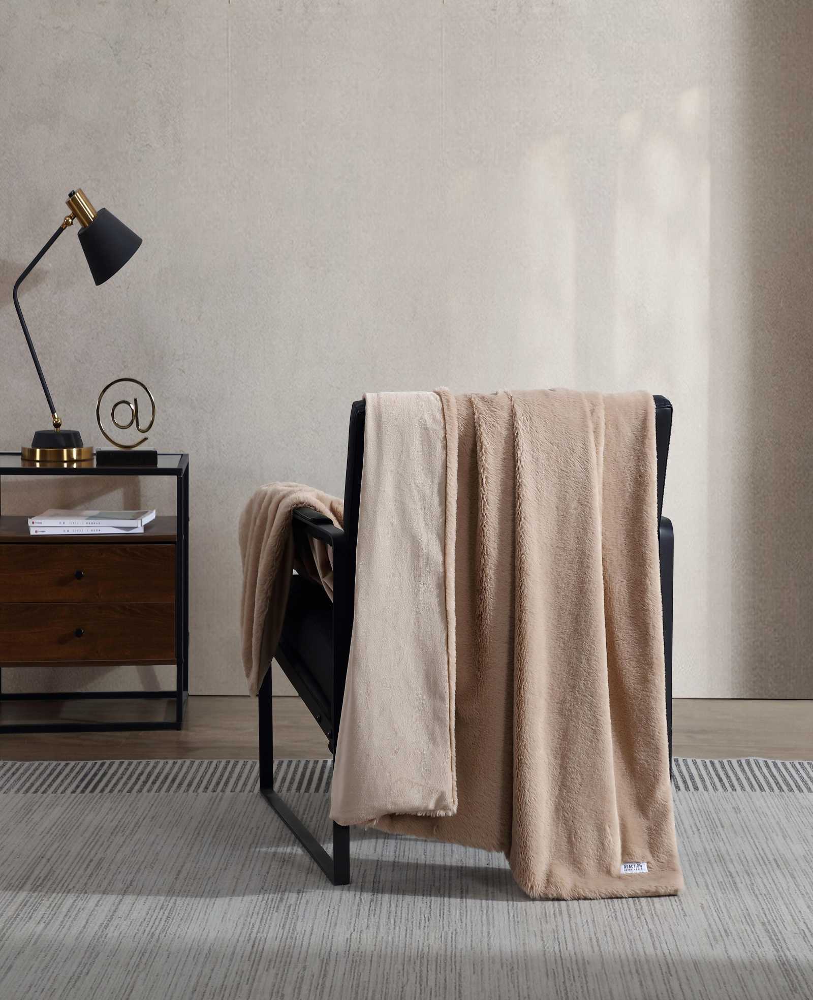 Faux Fur Solid Throw Blanket | Kenneth Cole BEIGE