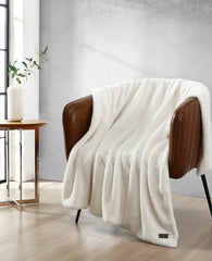 Faux Fur Solid Throw Blanket | Kenneth Cole WHITE