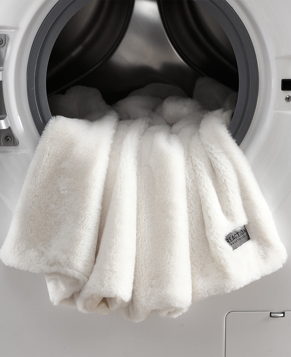 Faux Fur Solid Throw Blanket | Kenneth Cole WHITE