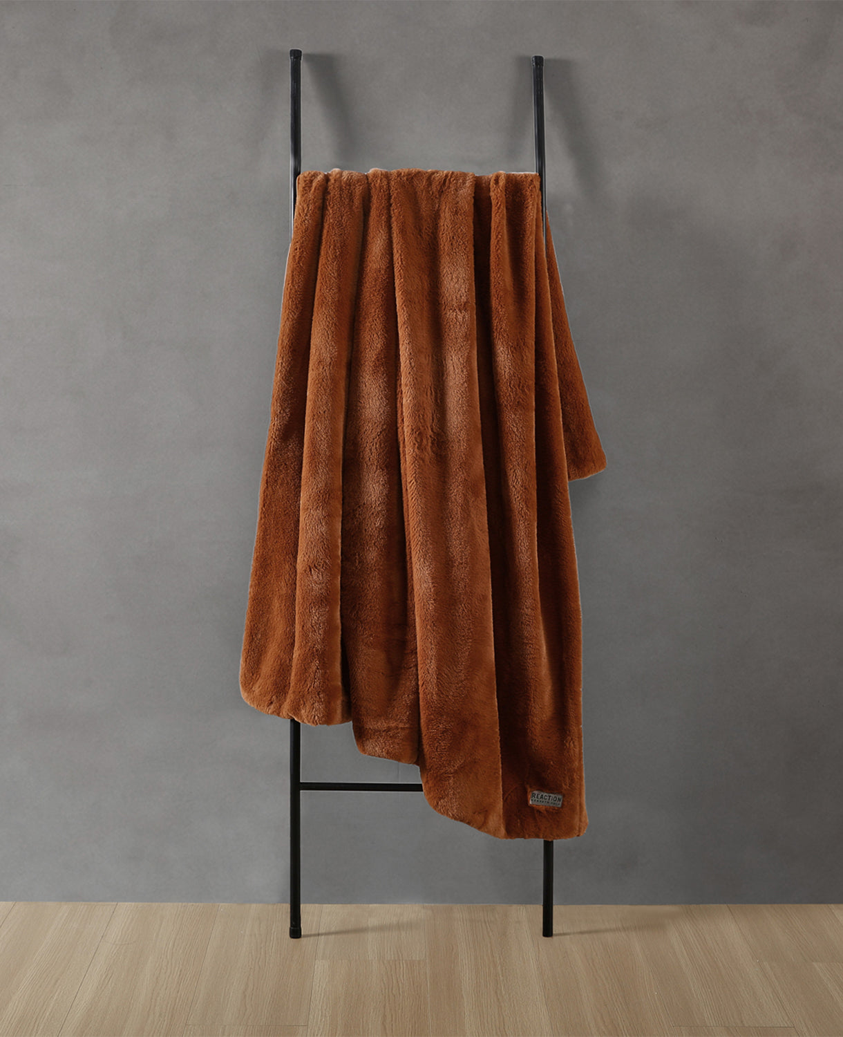 Faux Fur Solid Throw Blanket | Kenneth Cole ORANGE