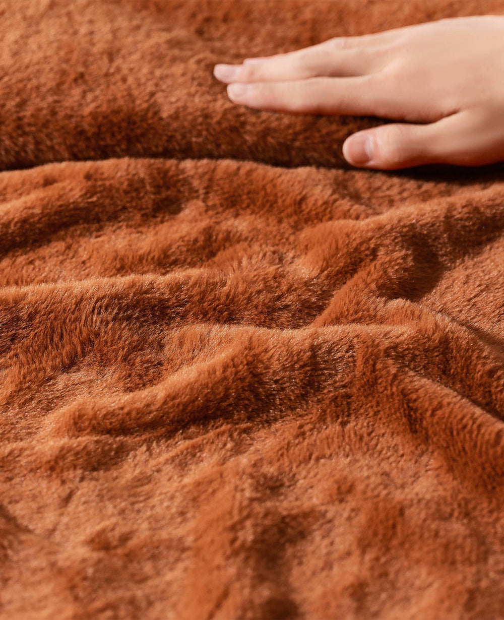 Faux Fur Solid Throw Blanket | Kenneth Cole ORANGE