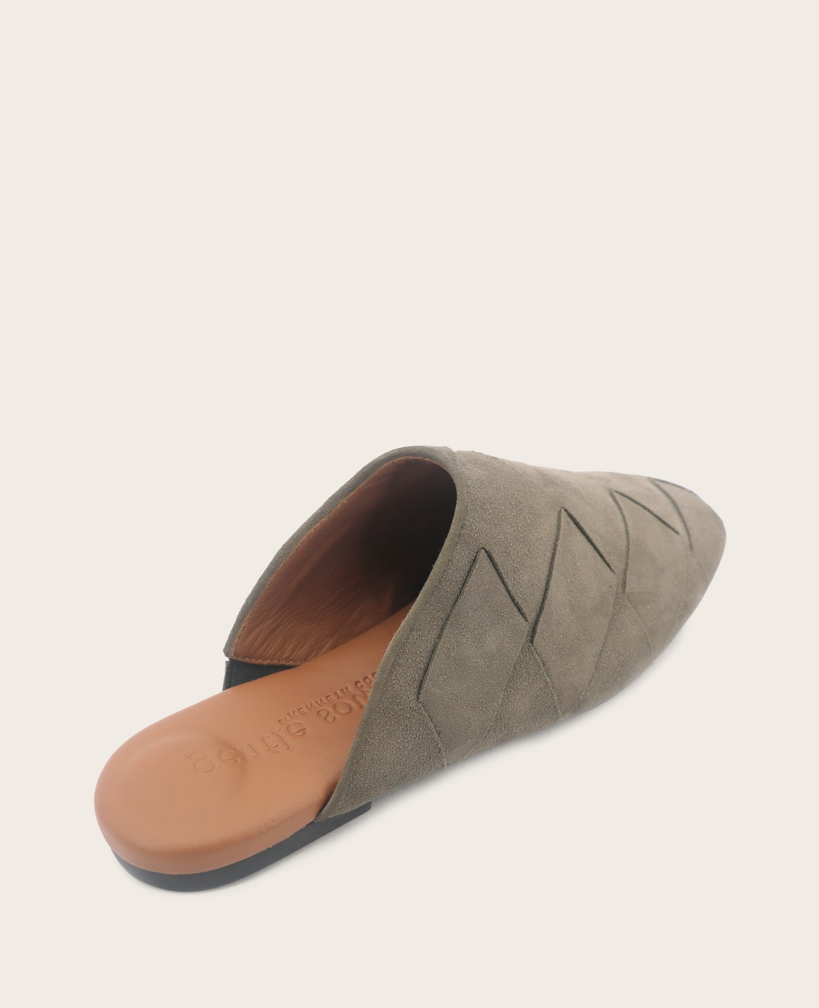GENTLE SOULS - Westley Suede Woven Mule | Kenneth Cole WALNUT SUEDE